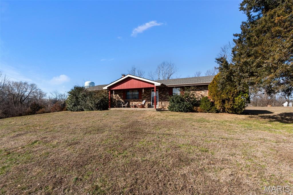 4547 Fererro Lane Imperial, MO 63052 - Photo 2 of 29