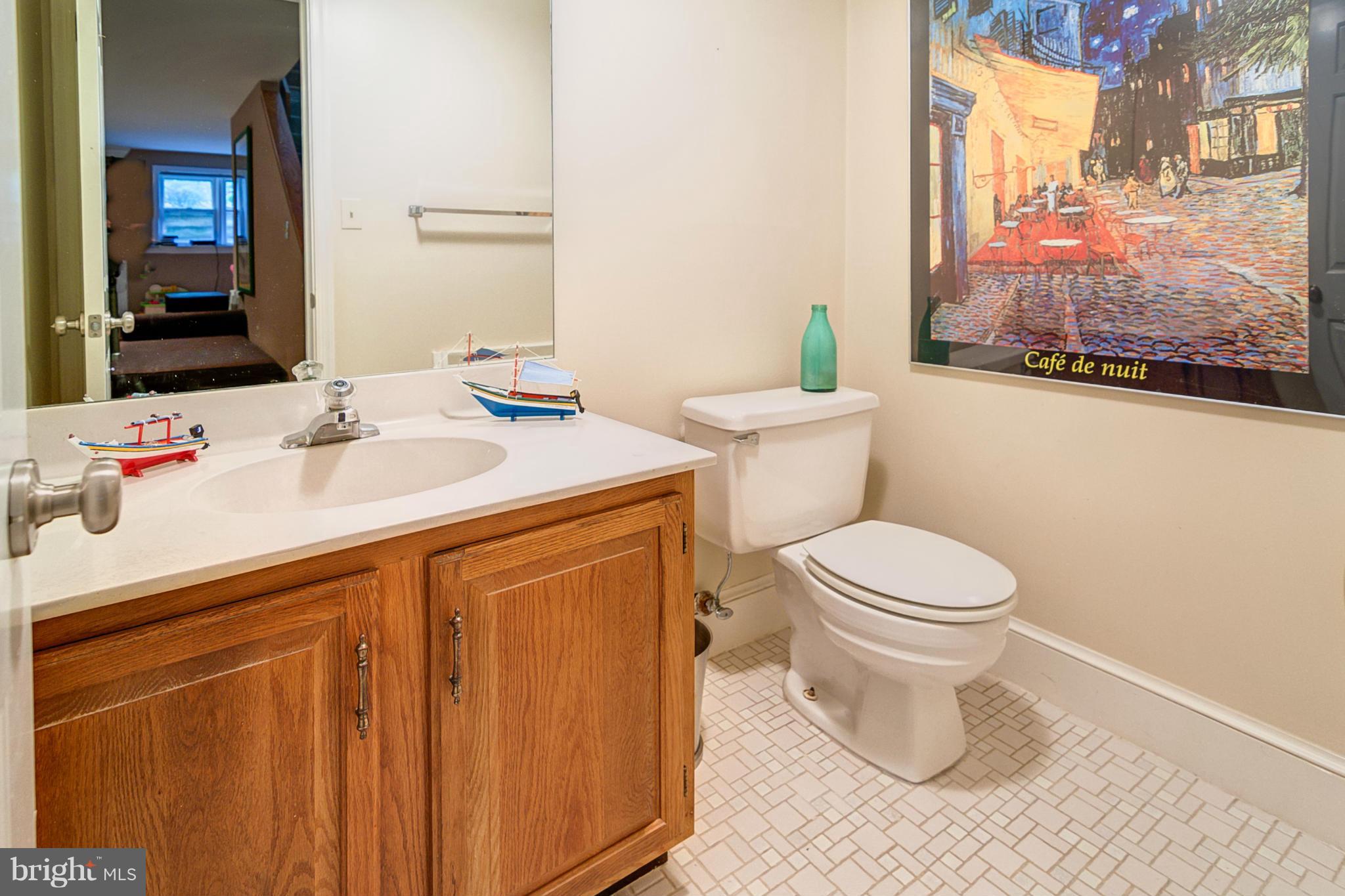 4426 Lingan Road Northwest Washington, DC 20007 - Photo 16 of 28 Bath