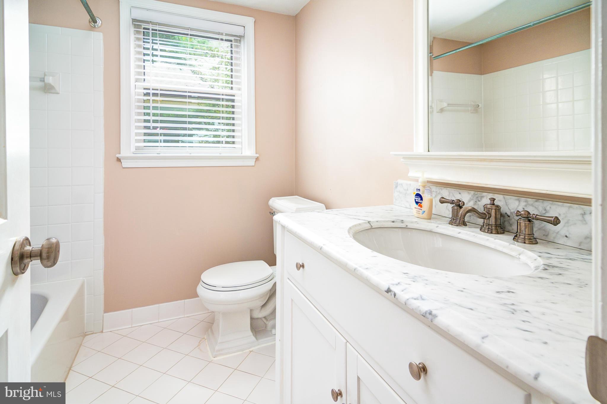 4426 Lingan Road Northwest Washington, DC 20007 - Photo 21 of 28 Bath (Master)