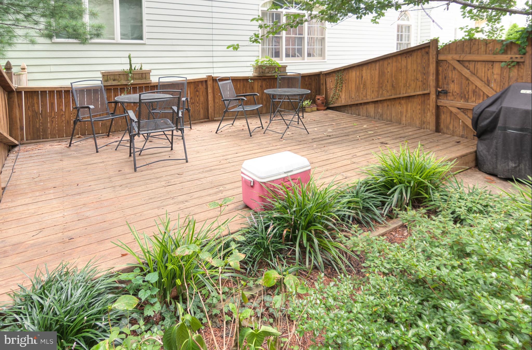 4426 Lingan Road Northwest Washington, DC 20007 - Photo 26 of 28 Exterior (Rear)