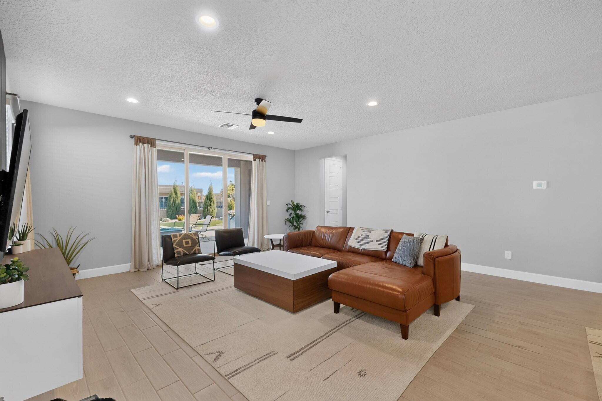 2554 Guadalupe Road Northeast Rio Rancho, NM 87144 - Photo 11 of 33 Gallery Image 11