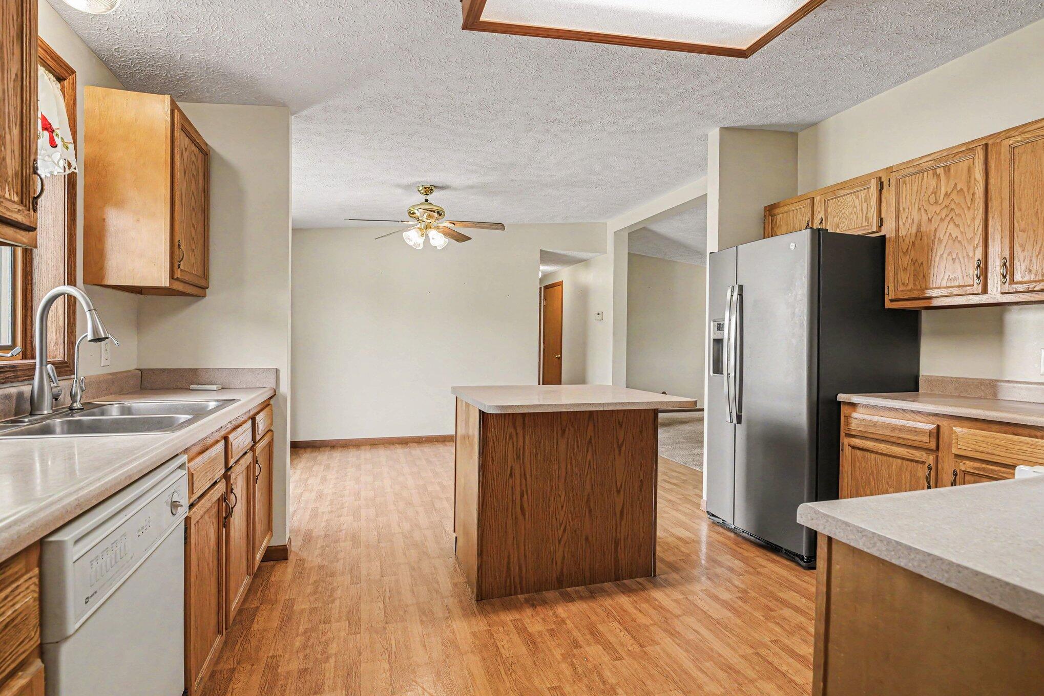 69728 Calvin Center Road Edwardsburg, MI 49112 - Photo 4 of 26 69728 Calvin Center Rd. Kitchen.DR
