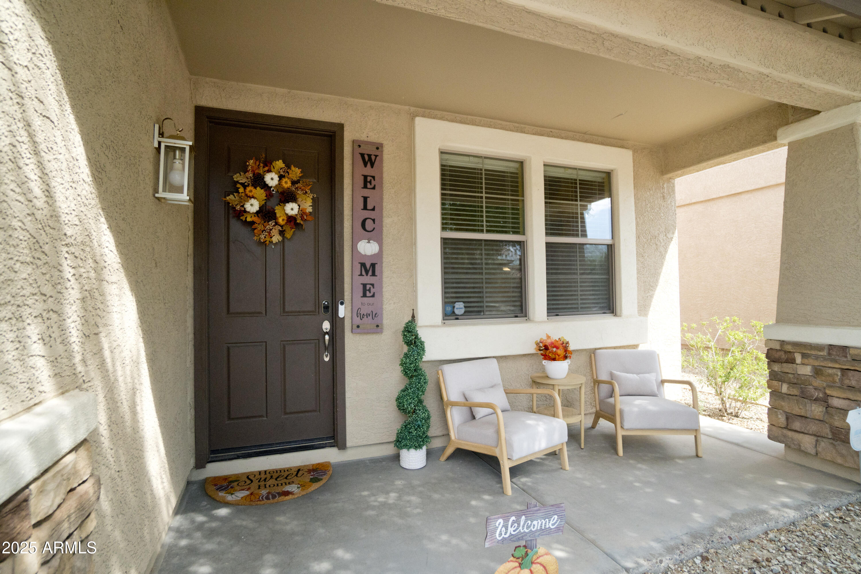 3412 West Apollo Road Phoenix, AZ 85041 - Photo 4 of 39 a living room with furniture and a window