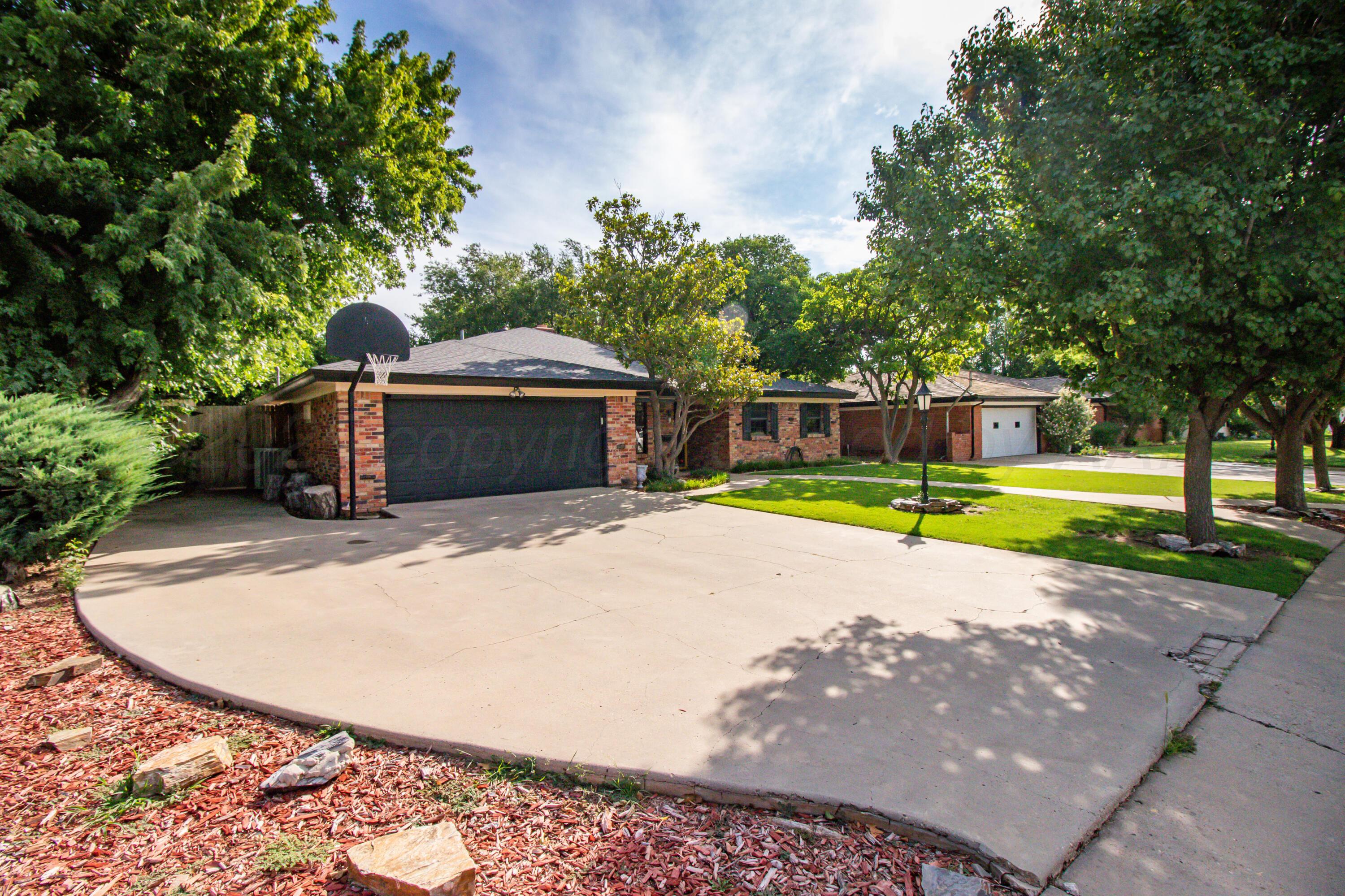 7104 Dreyfuss Road Amarillo, TX 79106 - Photo 41 of 43 a view of a volley ball court