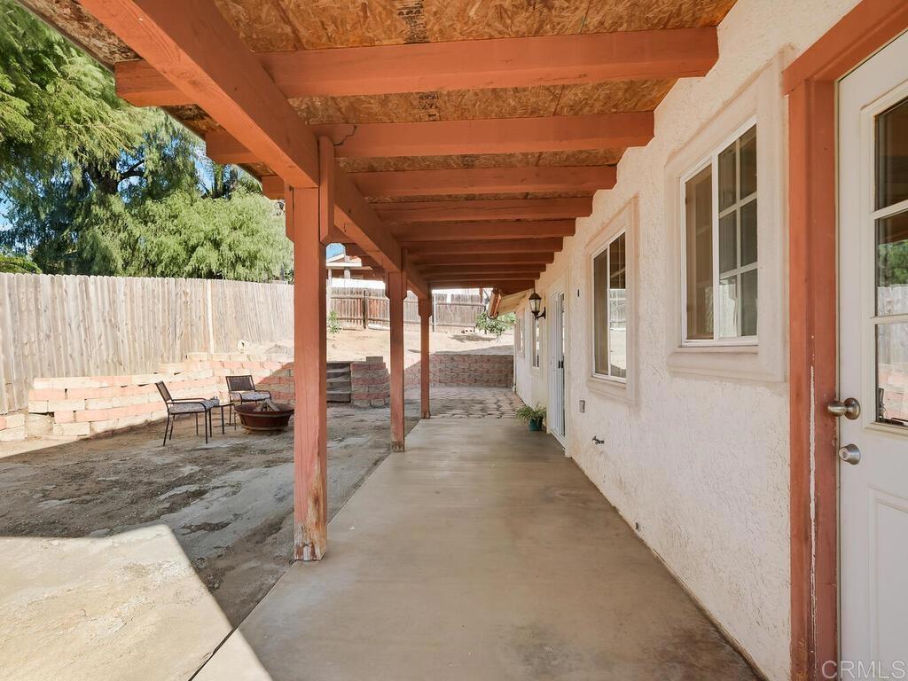 206 Vía Oro Verde Fallbrook, CA 92028 - Photo 25 of 34