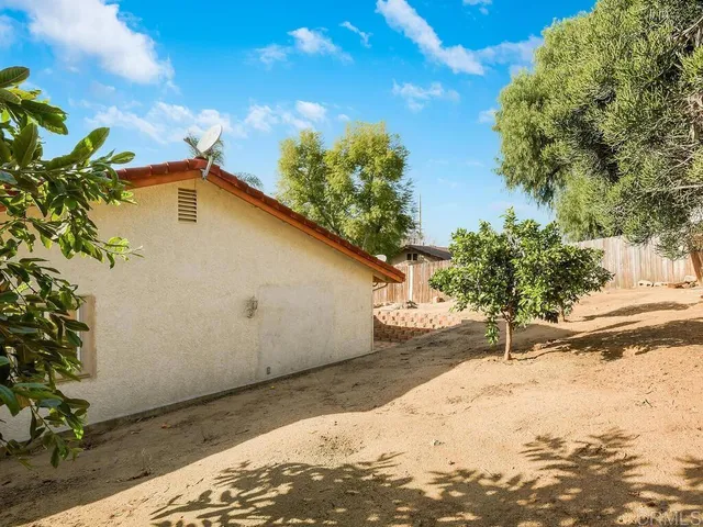 $725,000 | 206 VÃa Oro Verde, Fallbrook, CA 92028