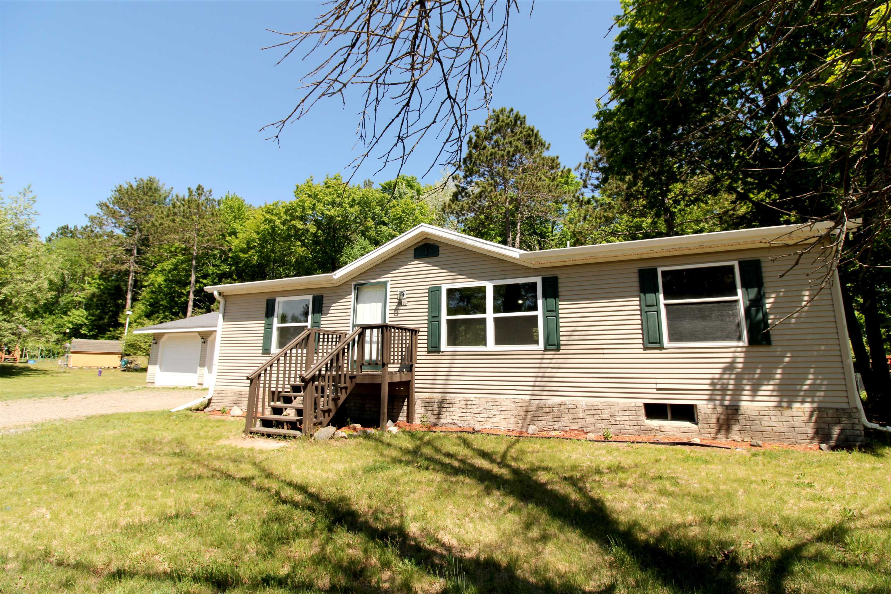 1026 Echo Lane Rhinelander, WI 54501 - Photo 3 of 23