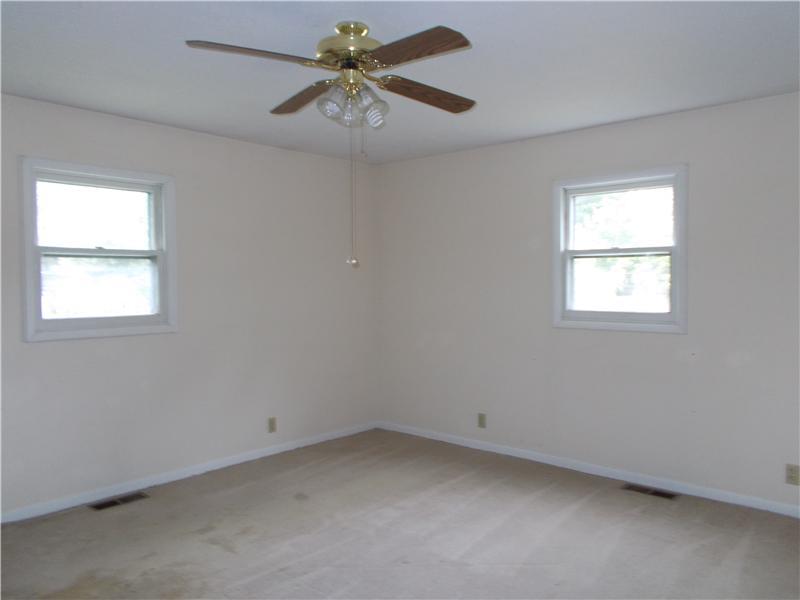 11199 Lantern Road Fishers, IN 46038 - Photo 3 of 10 Gallery Image 3