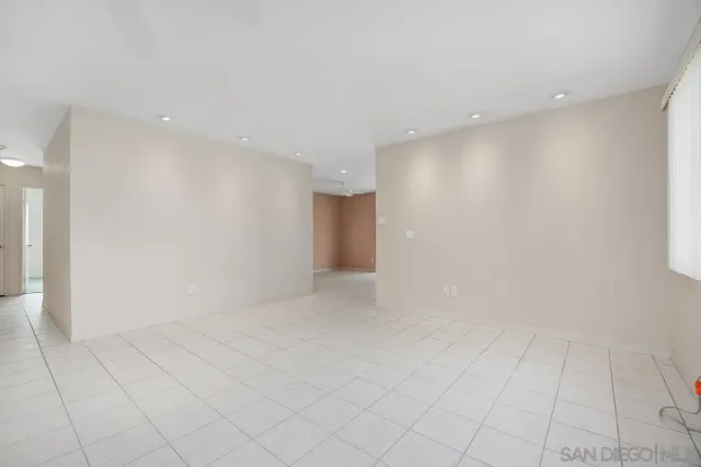 $875,000 | 4445 Sunburst Drive, Oceanside, CA 92056