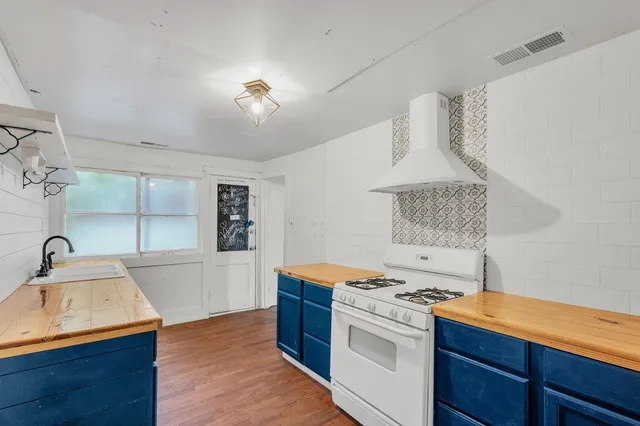 $375,000 | 1507 Sumner Avenue, North Charleston, SC 29406