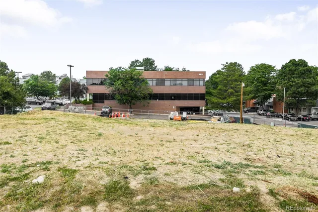 $750,000 | 3401 South Yosemite Street, Denver, CO 80231