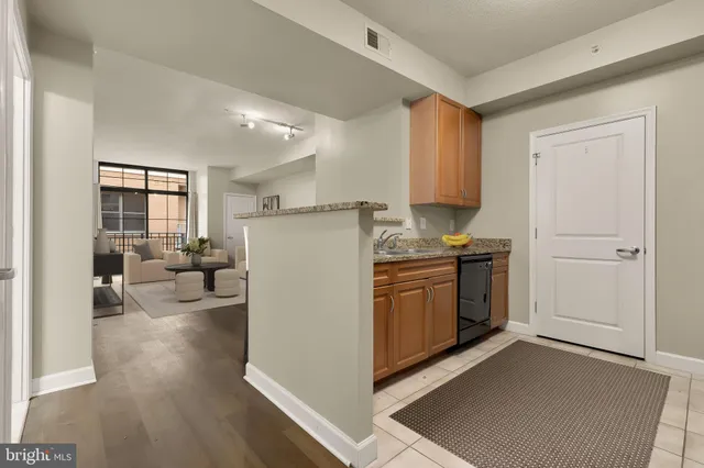 $540,000 | 1111 25th Street Northwest, Unit 723, Washington, DC 20037