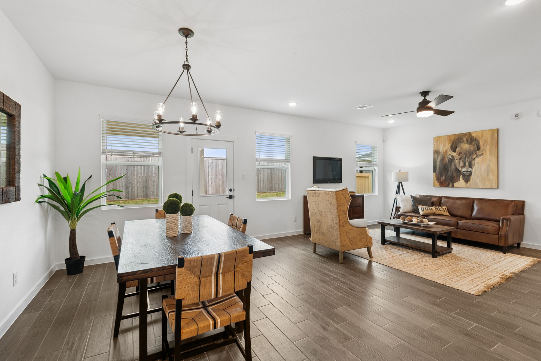 7918 Jasper Mdws Way Angleton, TX 77515 - Photo 10 of 29 Sun-lit dining area (*Photo not of actual home and used for illustration purposes only.)