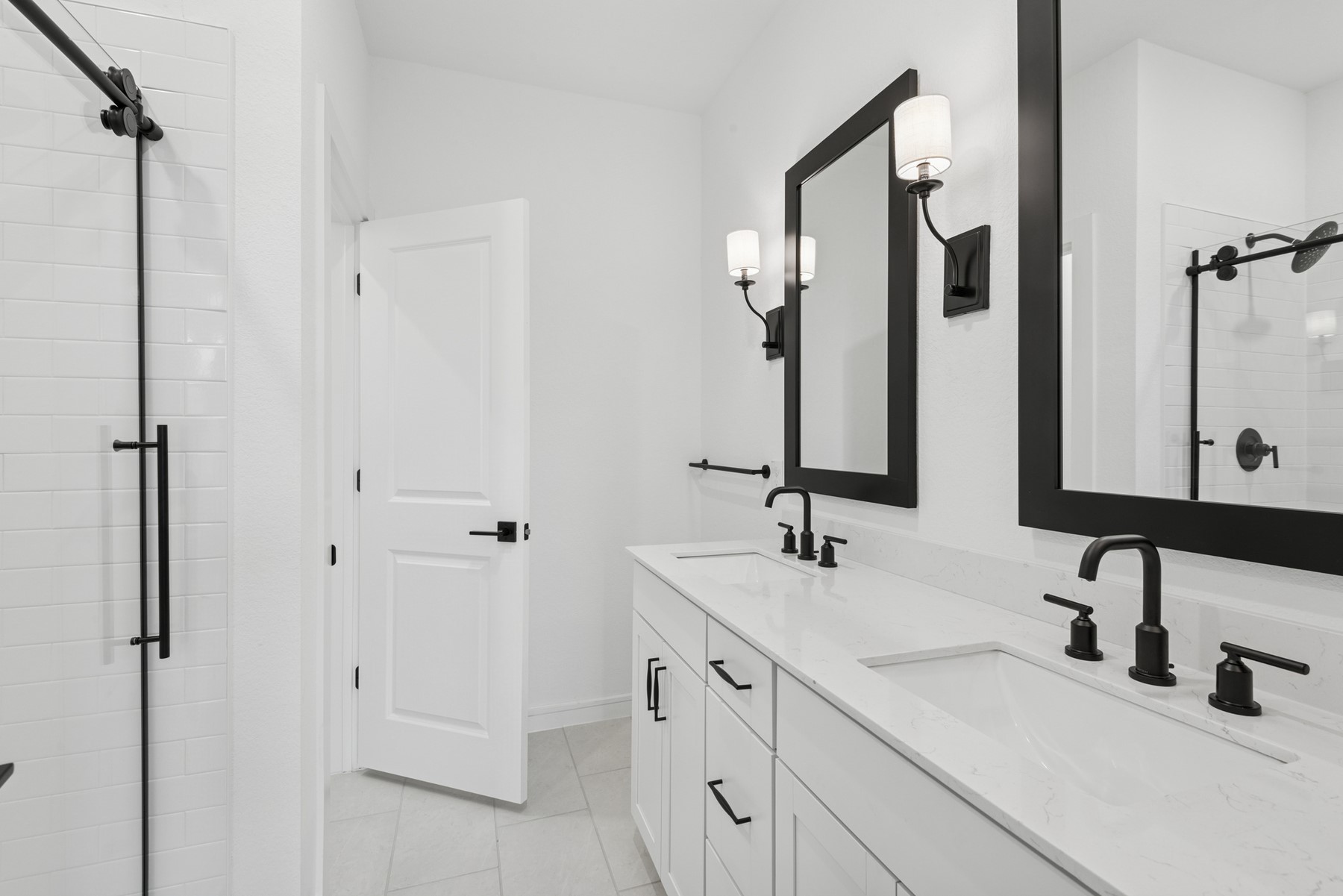 7918 Jasper Mdws Way Angleton, TX 77515 - Photo 13 of 29 Relaxing primary bath (*Photo not of actual home and used for illustration purposes only.)