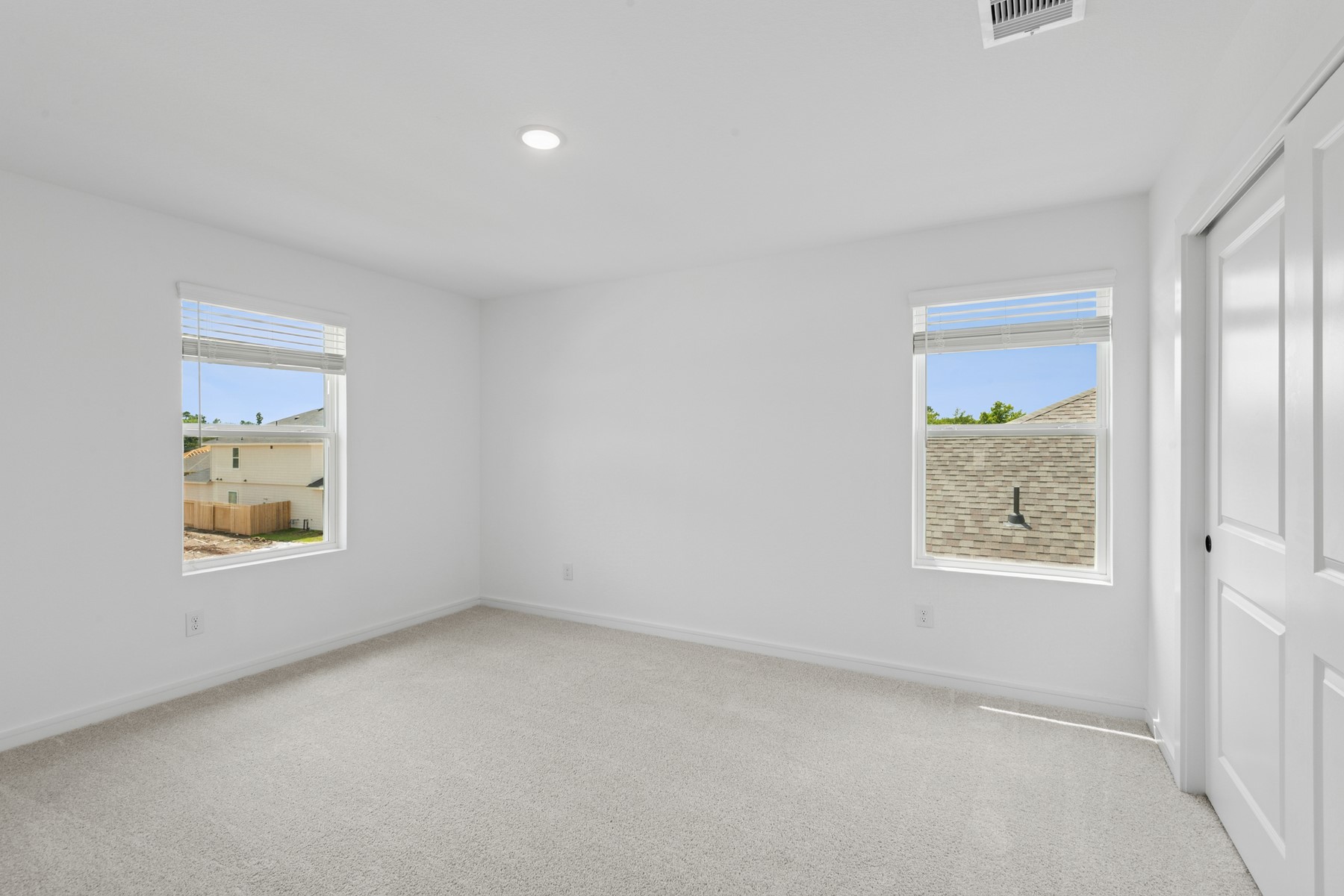 7918 Jasper Mdws Way Angleton, TX 77515 - Photo 18 of 29 Bedroom 3 (*Photo not of actual home and used for illustration purposes only.)