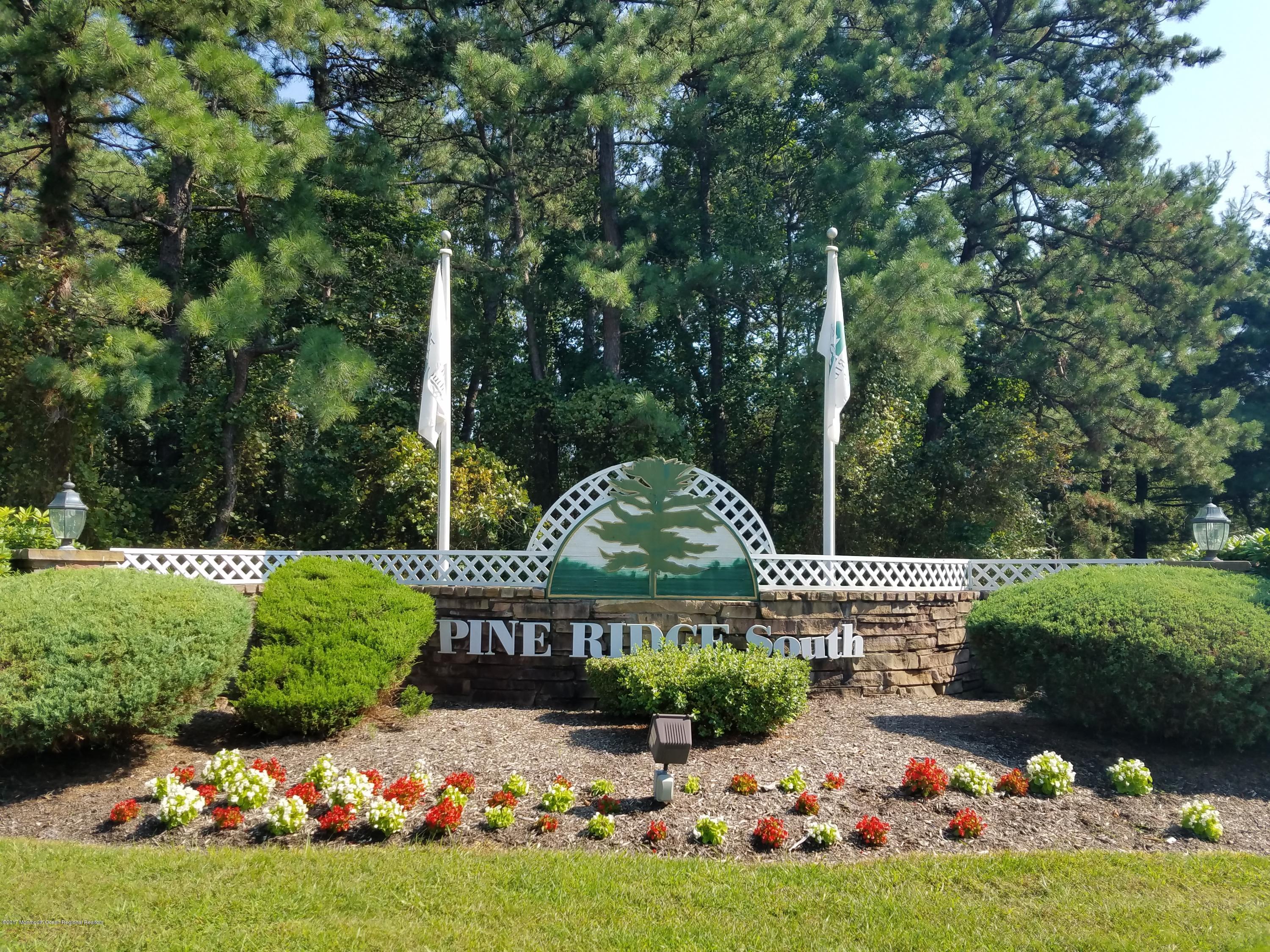 32 Pine Ridge Boulevard Whiting, NJ 08759 - Photo 2 of 26 20170905_150418