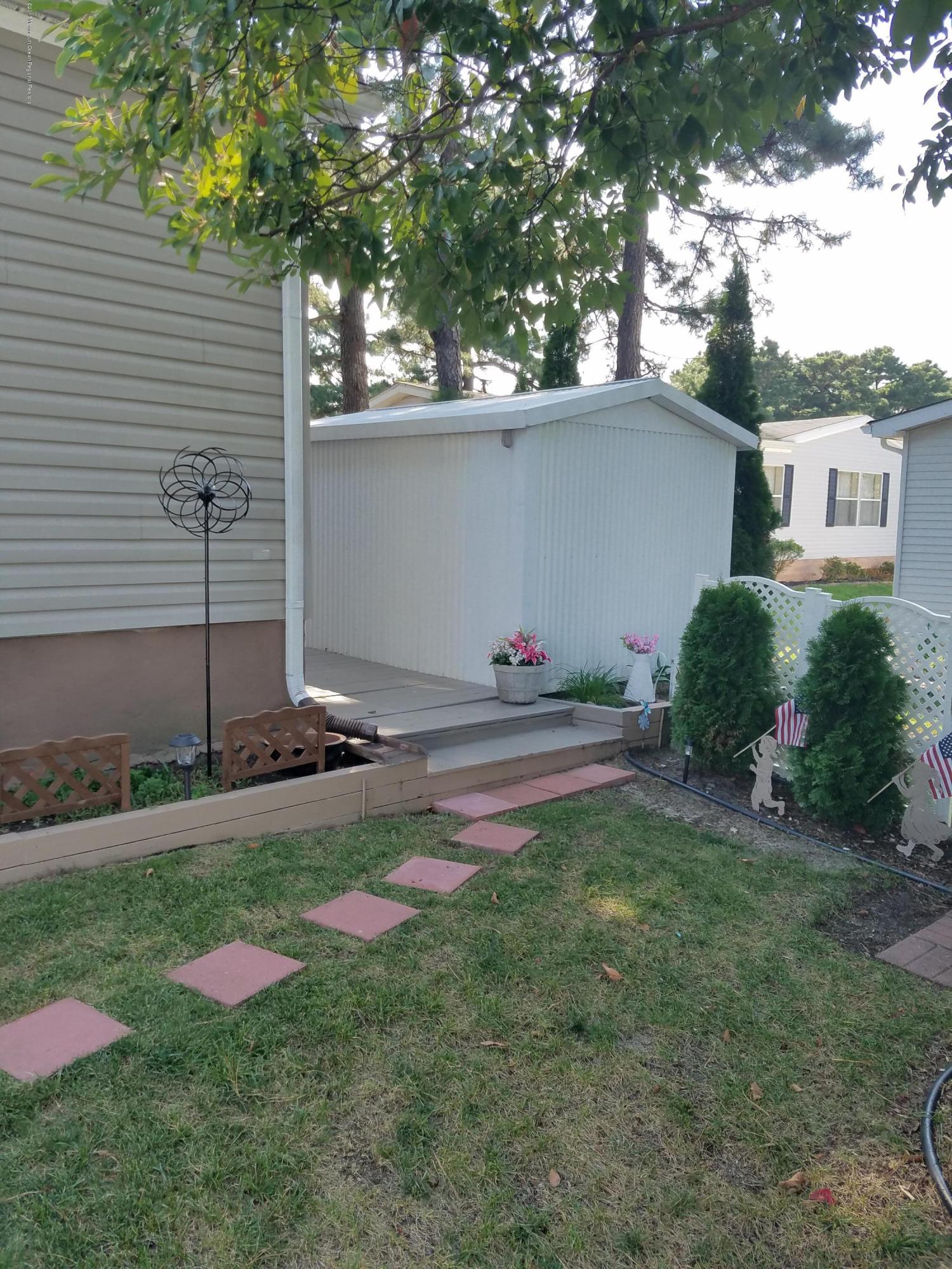 32 Pine Ridge Boulevard Whiting, NJ 08759 - Photo 24 of 26 20170905_154656