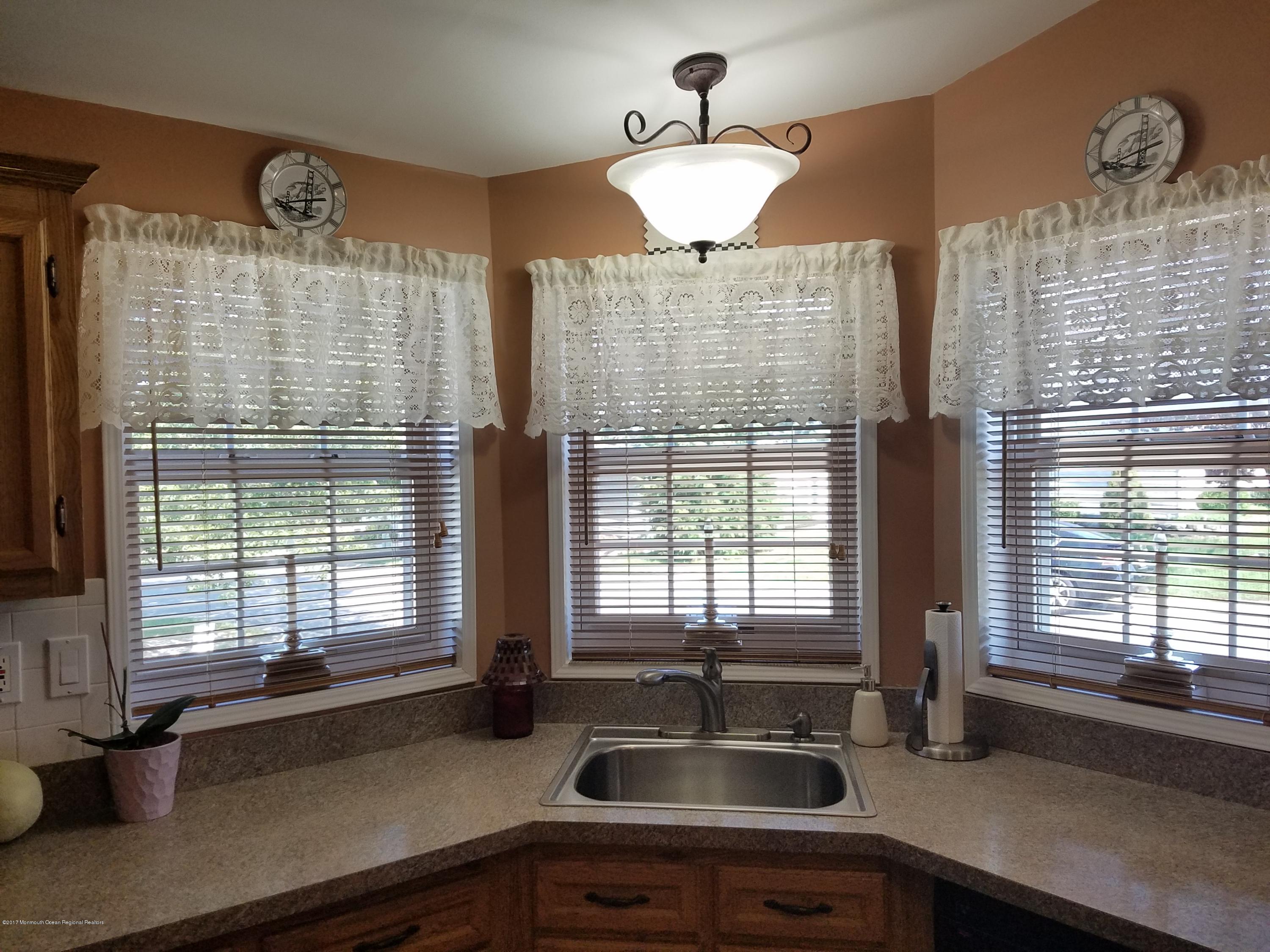 32 Pine Ridge Boulevard Whiting, NJ 08759 - Photo 9 of 26 20170905_151523 - Copy