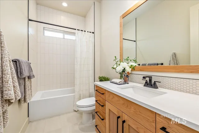 $1,155,000 | Tbd Tbd Iron Horse Drive, Caldwell, ID 83607