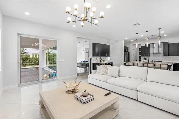 $6,900 | 15294 Wildwood Circle, Loxahatchee, FL 33470