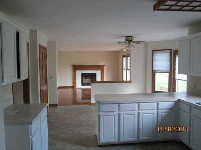 1870 Ridgemont Court Montgomery, IL 60538 - Photo 9 of 16 Gallery Image 9
