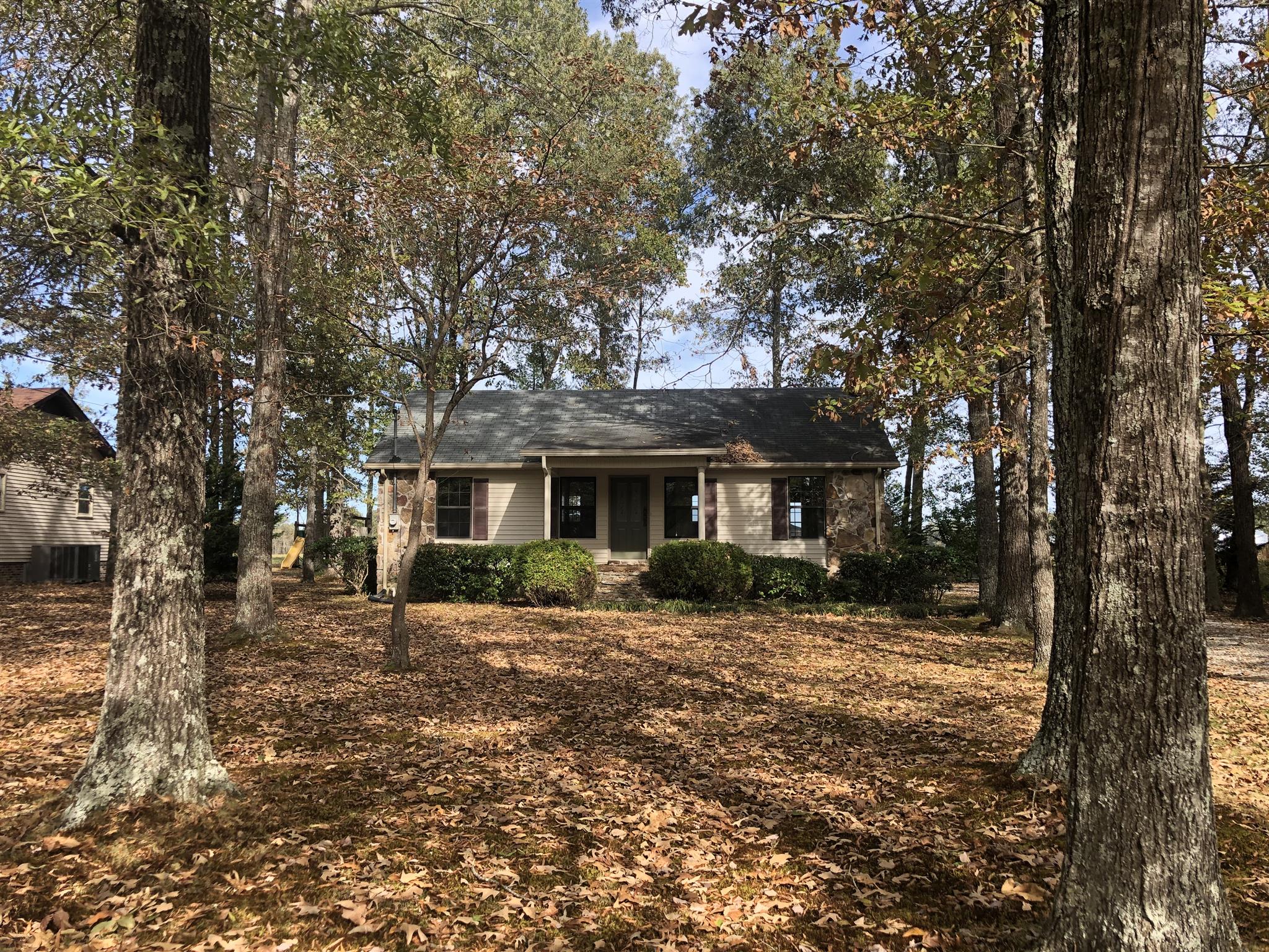 246 Leslie Jamie Road Manchester, TN 37355 - Photo 1 of 23 Beautiful, cozy, Custom Home just waiting on a new owner!!