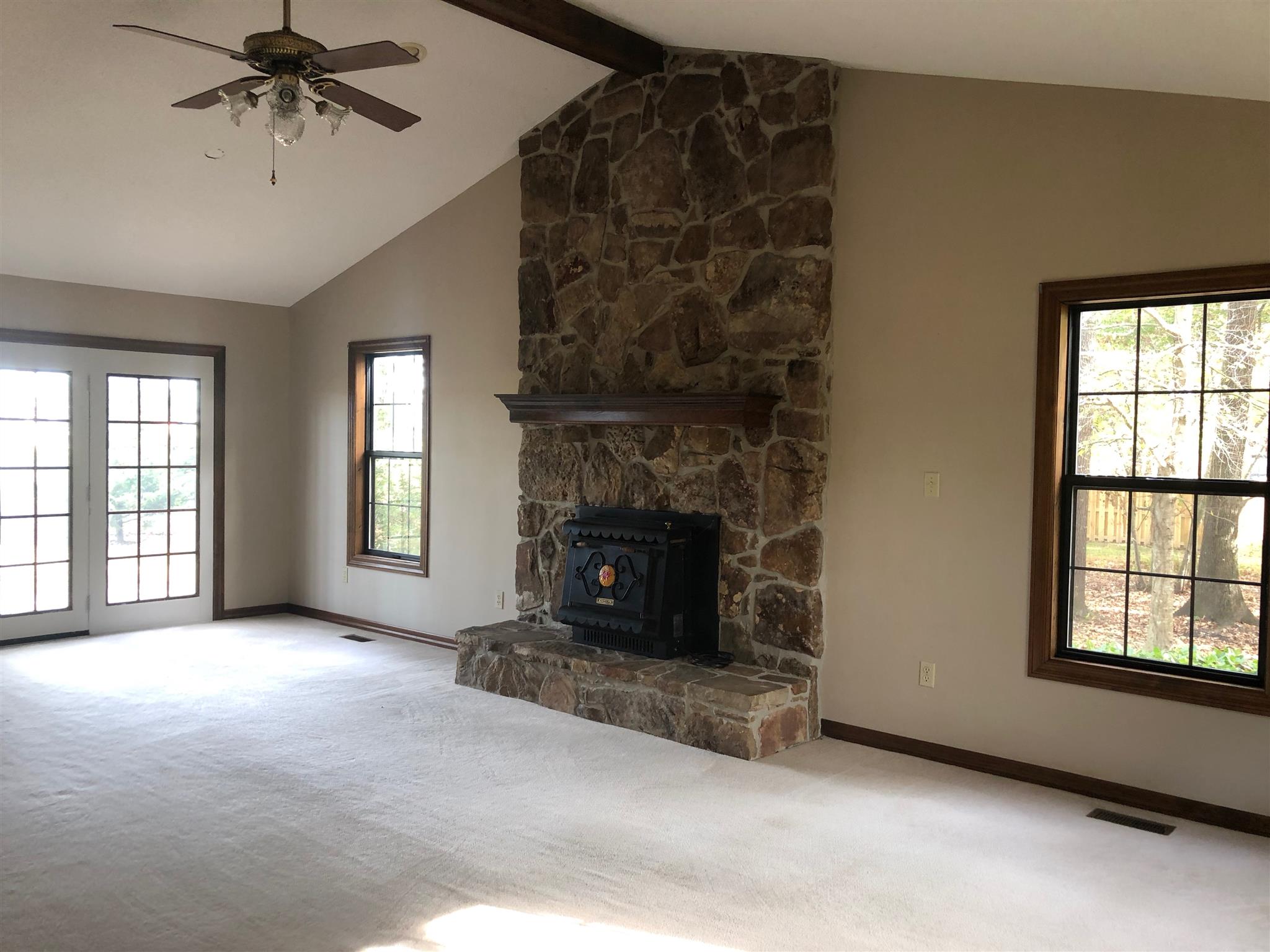 246 Leslie Jamie Road Manchester, TN 37355 - Photo 23 of 23 Little home with a lot of character! Open floor plan, great for entertaining.