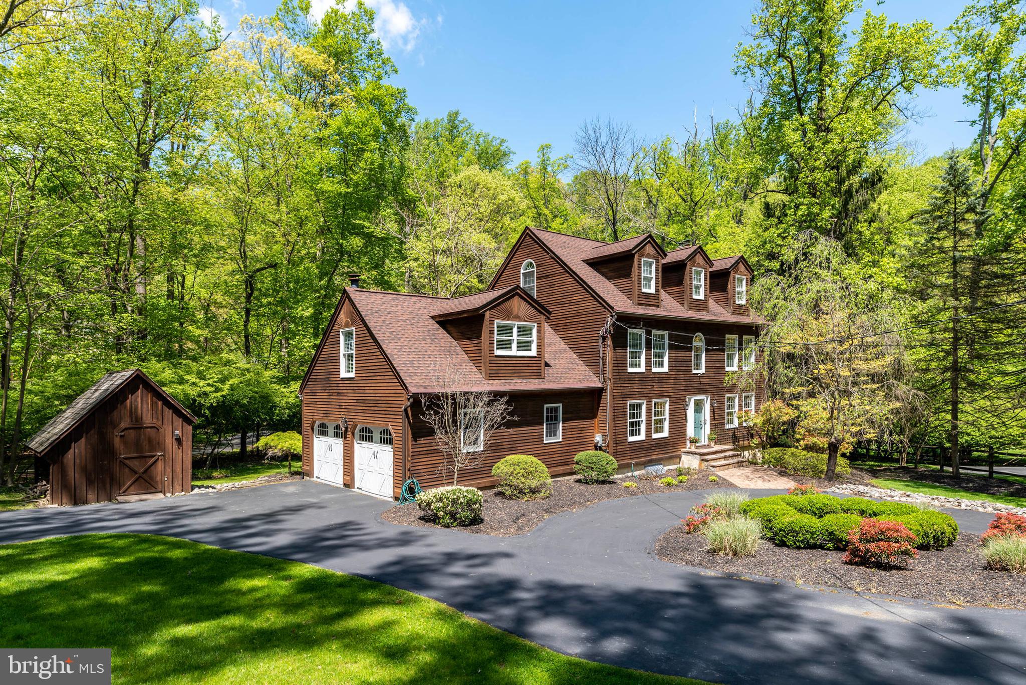 571 Hollow Road Radnor, PA 19087 - Photo 2 of 41