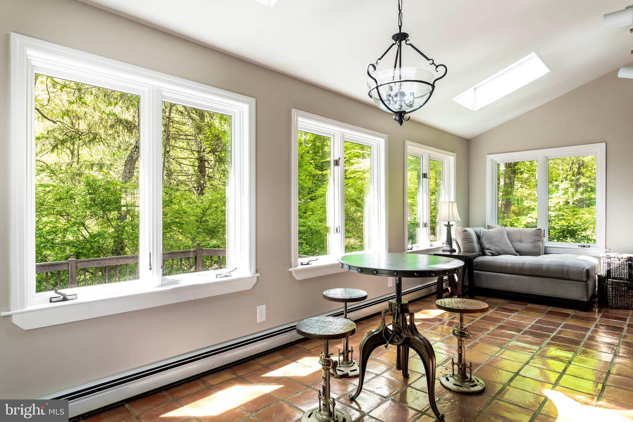 571 Hollow Road Radnor, PA 19087 - Photo 11 of 41