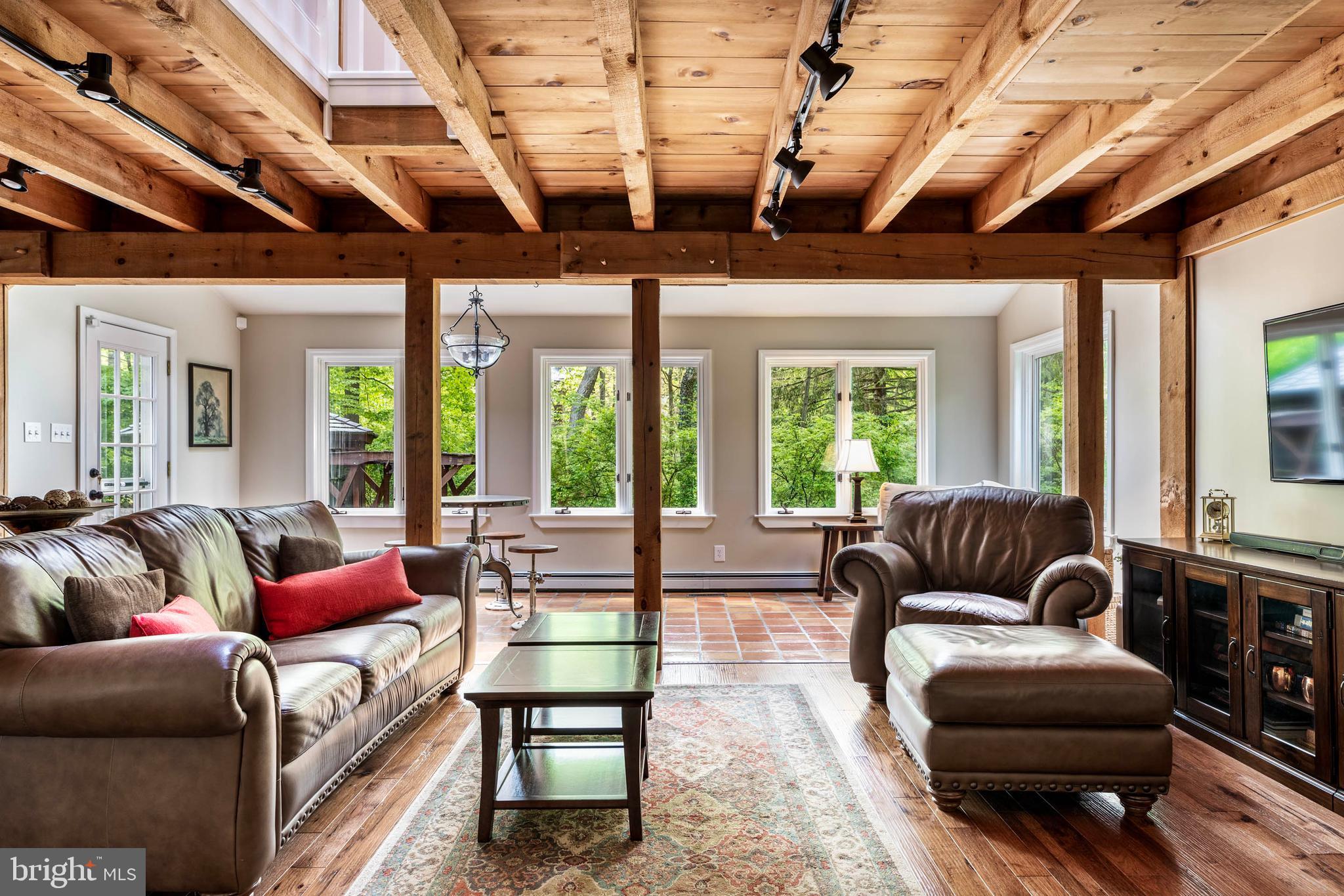 571 Hollow Road Radnor, PA 19087 - Photo 9 of 41