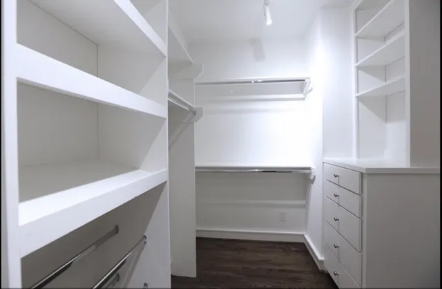 $2,950 | 5327 Lillian Street, Houston, TX 77007