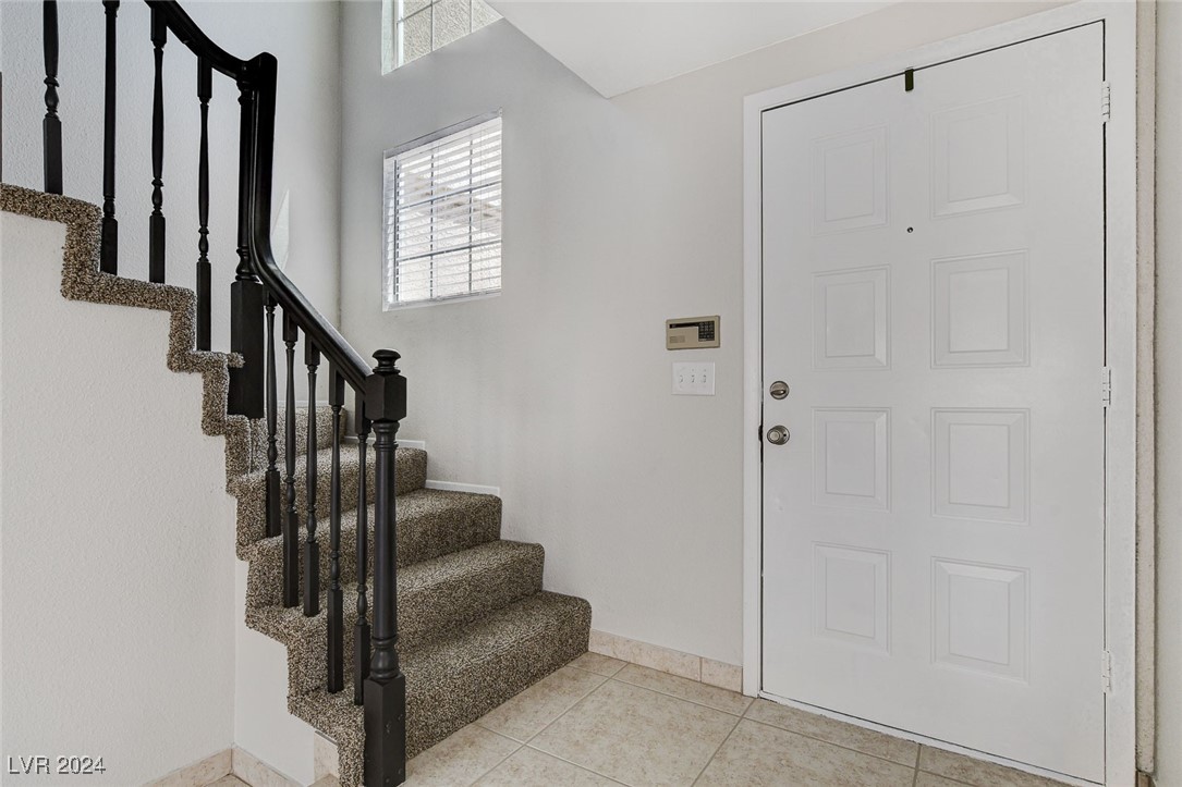 1460 Homestead Court Henderson, NV 89014 - Photo 5 of 39