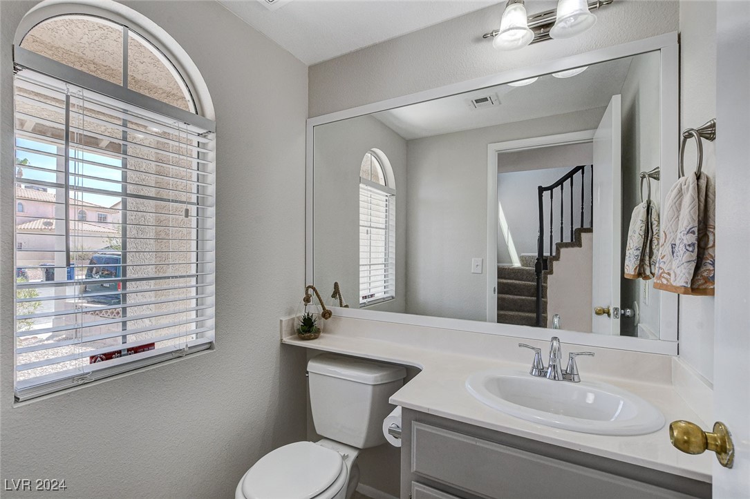 1460 Homestead Court Henderson, NV 89014 - Photo 6 of 39