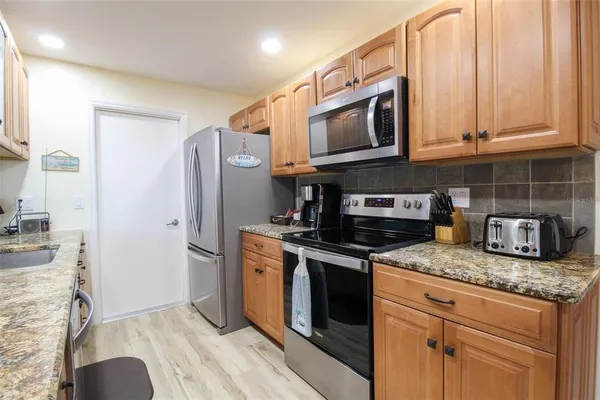 $7,150 | 3852 Gatewood Drive, Sarasota, FL 34232