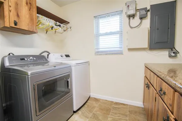 $7,150 | 3852 Gatewood Drive, Sarasota, FL 34232