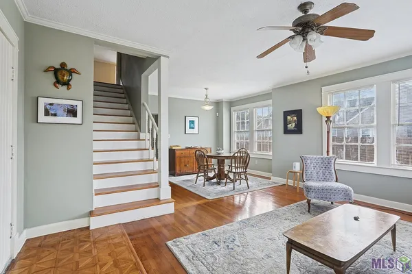 $294,000 | 339 South Acadian Thruway, Baton Rouge, LA 70806