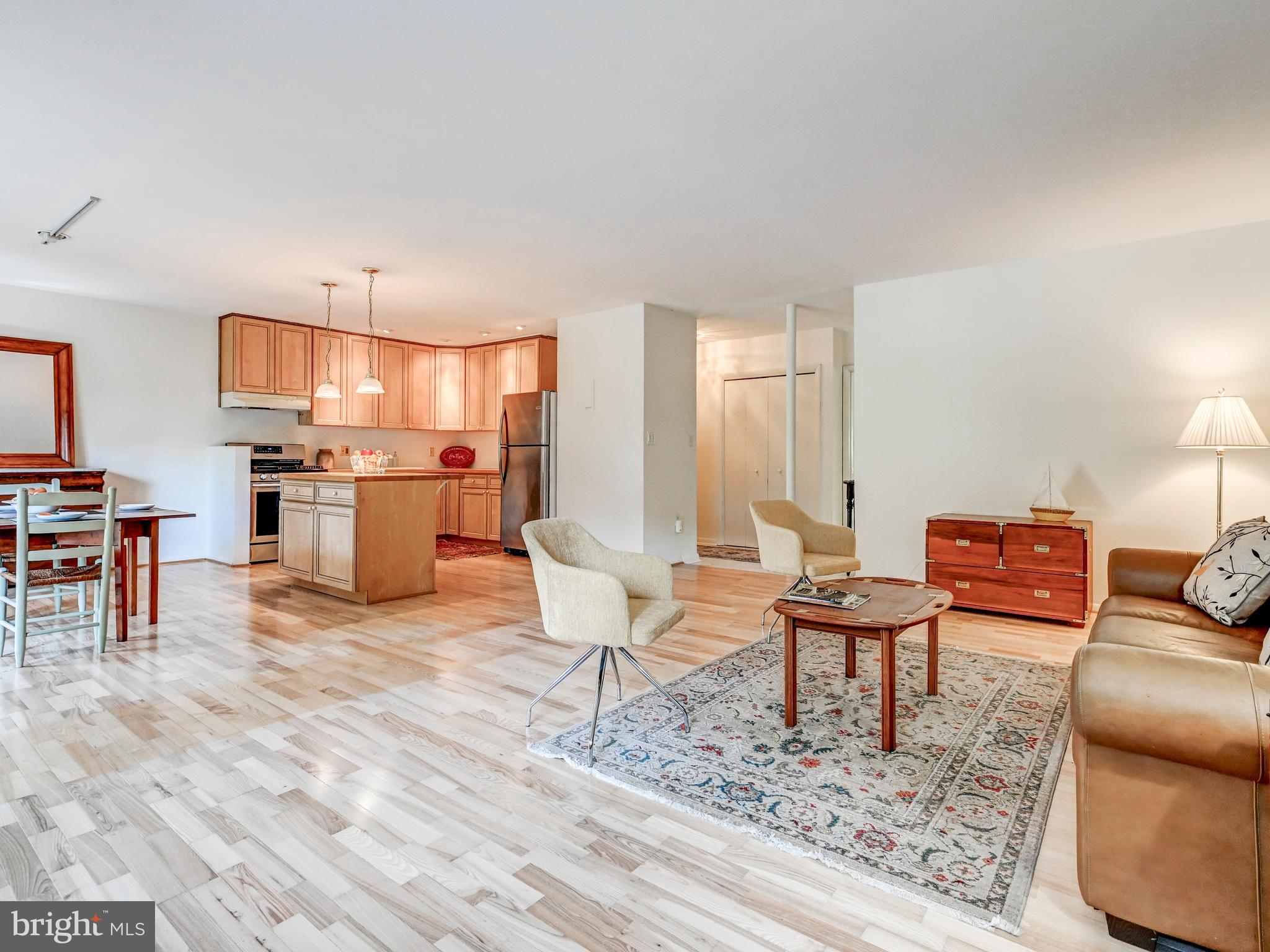 19 Hamill Road, Unit 19A Baltimore, MD 21210 - Photo 7 of 22 Gallery Image 7