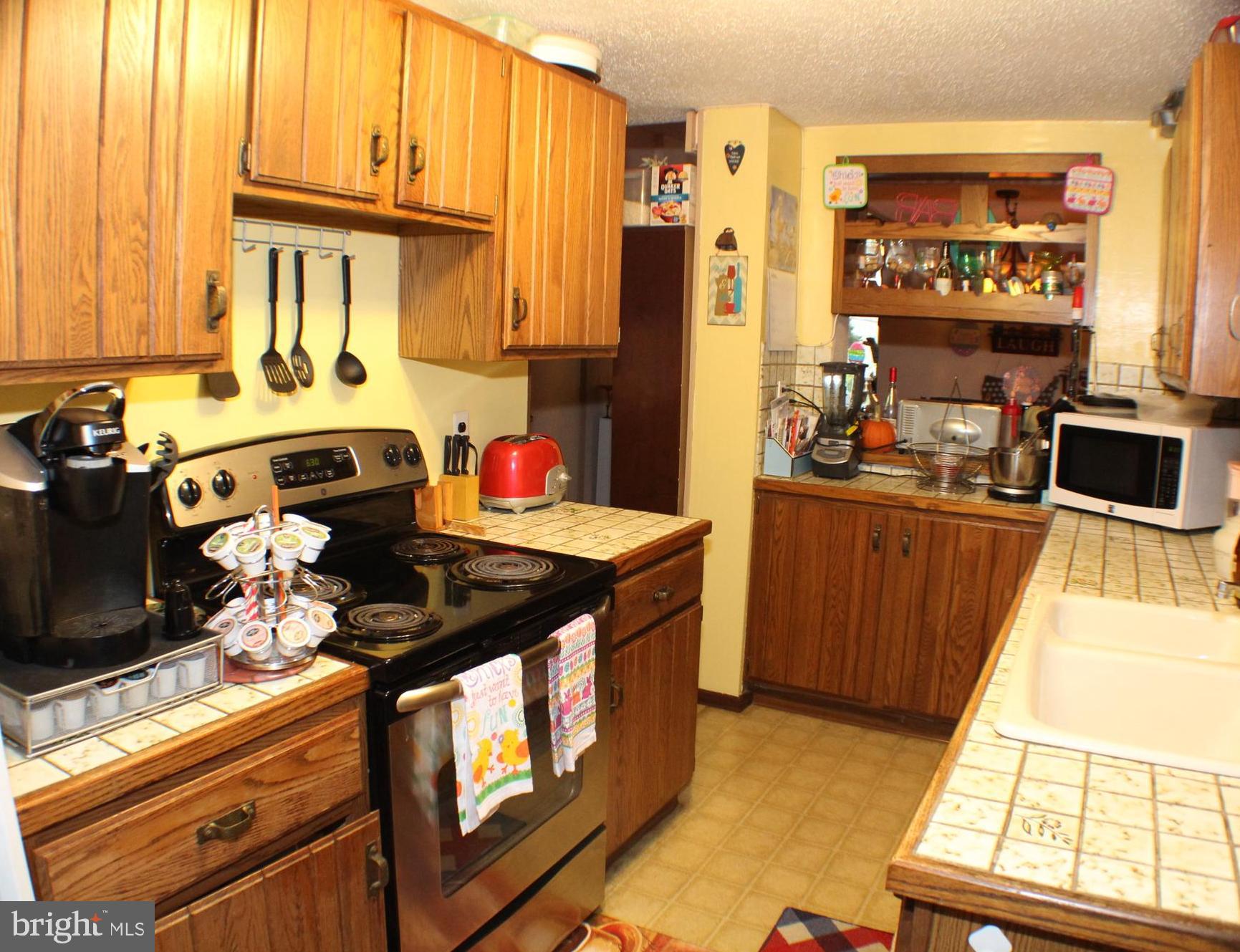 2114 River Road Bensalem, PA 19020 - Photo 13 of 27 Kitchen
