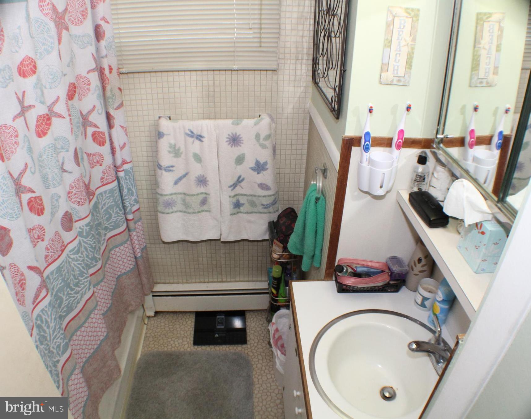 2114 River Road Bensalem, PA 19020 - Photo 14 of 27 Bathroom