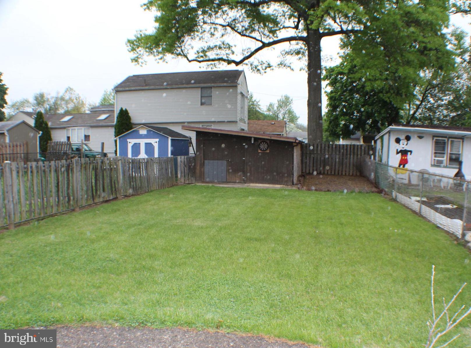 2114 River Road Bensalem, PA 19020 - Photo 19 of 27 Exterior back view of shed