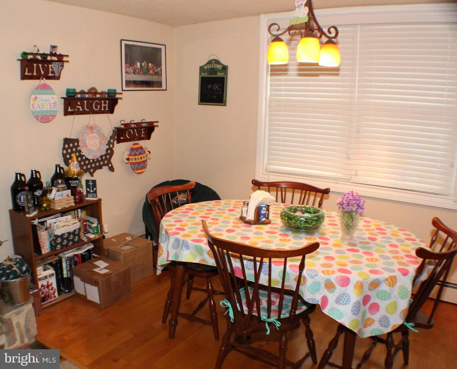 2114 River Road Bensalem, PA 19020 - Photo 10 of 27 Dining room