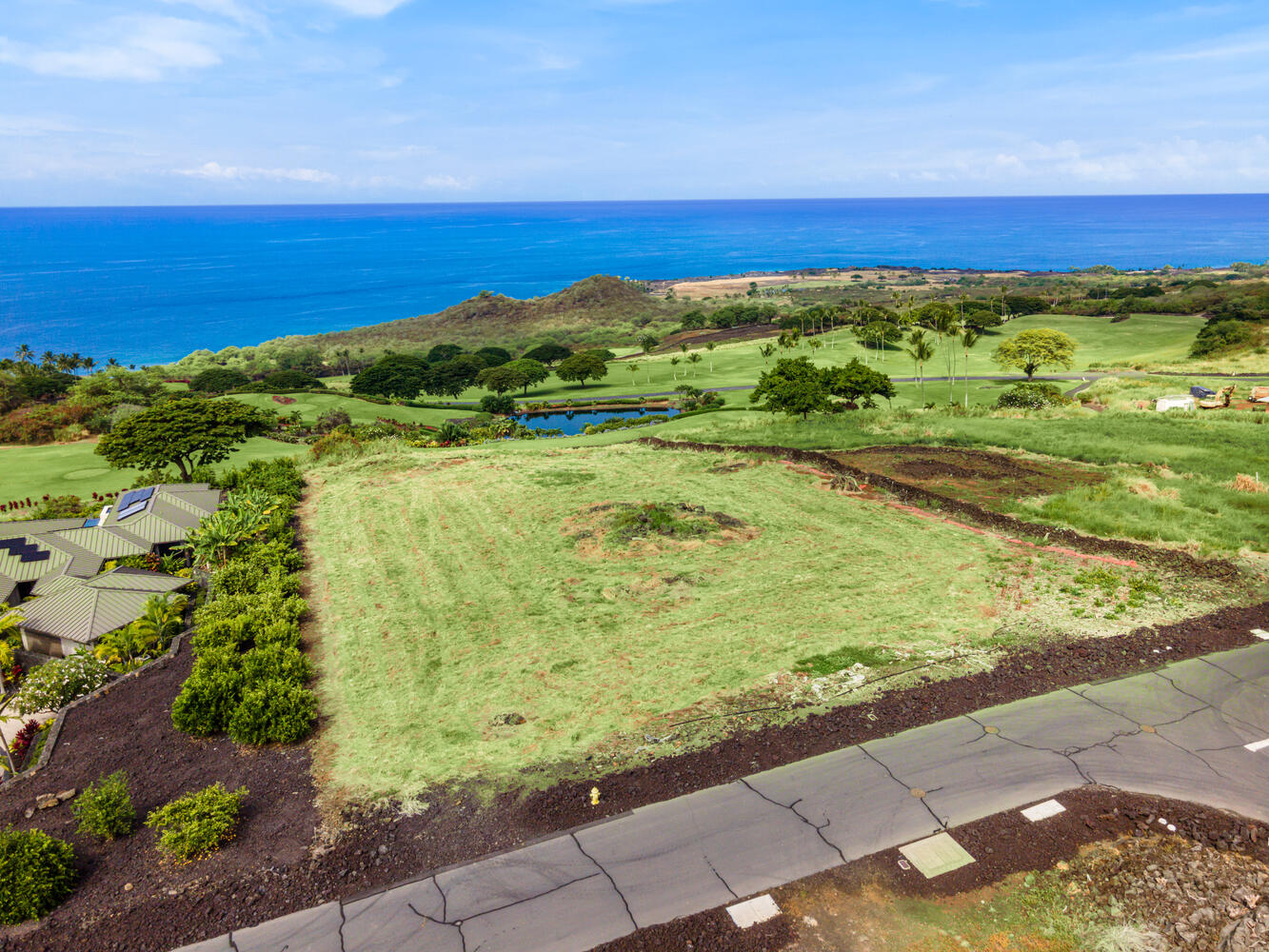 81-6581 Lot 115 Hiaaiono Place Captain Cook, HI 96704 - Photo 3 of 6 a view of an ocean