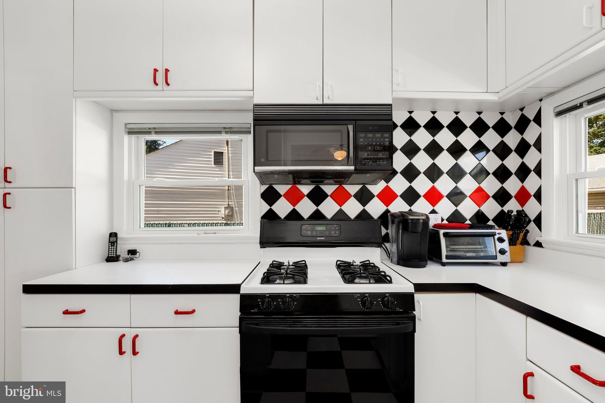 10428 Julep Avenue Silver Spring, MD 20902 - Photo 10 of 16