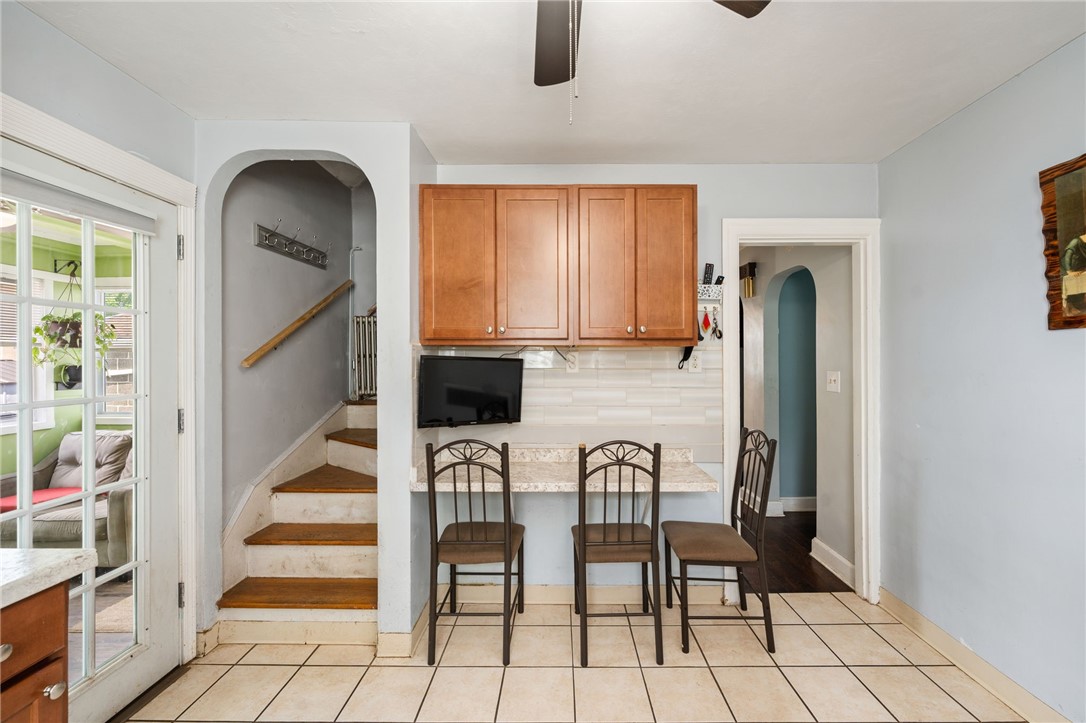 81 Rosemere Road Pawtucket, RI 02861 - Photo 7 of 34 Gallery Image 7