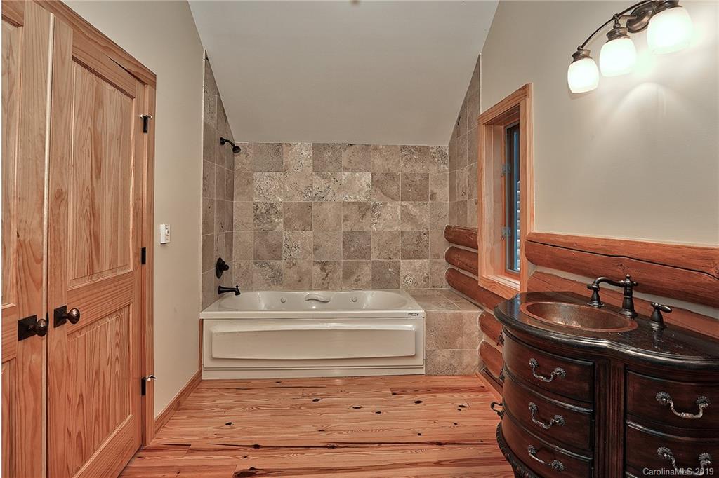 254 Panther Ridge Road, Unit PR Lake Toxaway, NC 28747 - Photo 26 of 32 Gallery Image 26