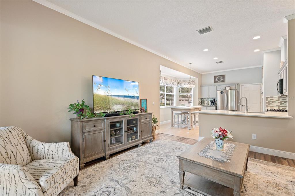 189 Balmy Coast Road Groveland, FL 34736 - Photo 11 of 45