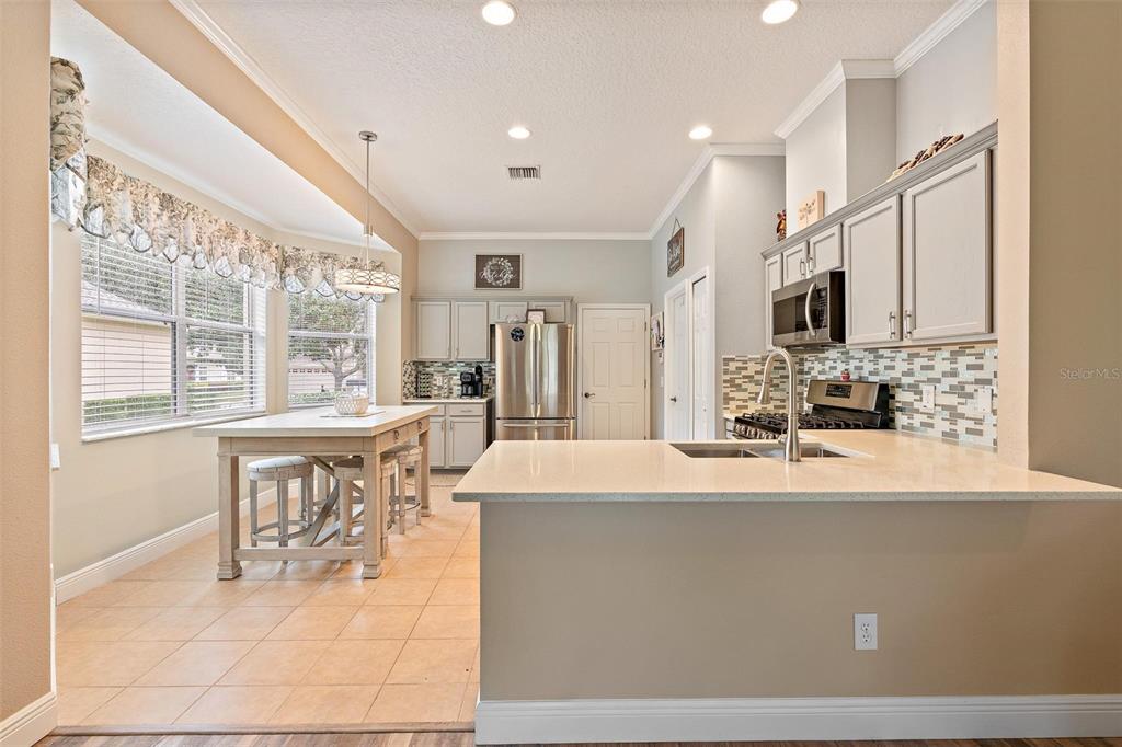 189 Balmy Coast Road Groveland, FL 34736 - Photo 12 of 45