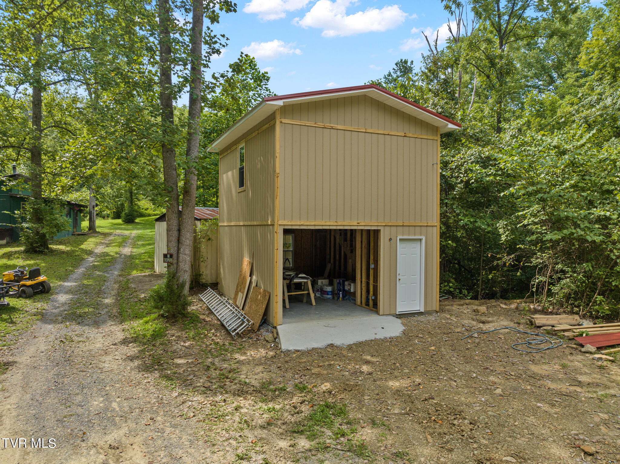 263 Buzzard Roost Road Bulls Gap, TN 37711 - Photo 9 of 31 Exterior 0jpg