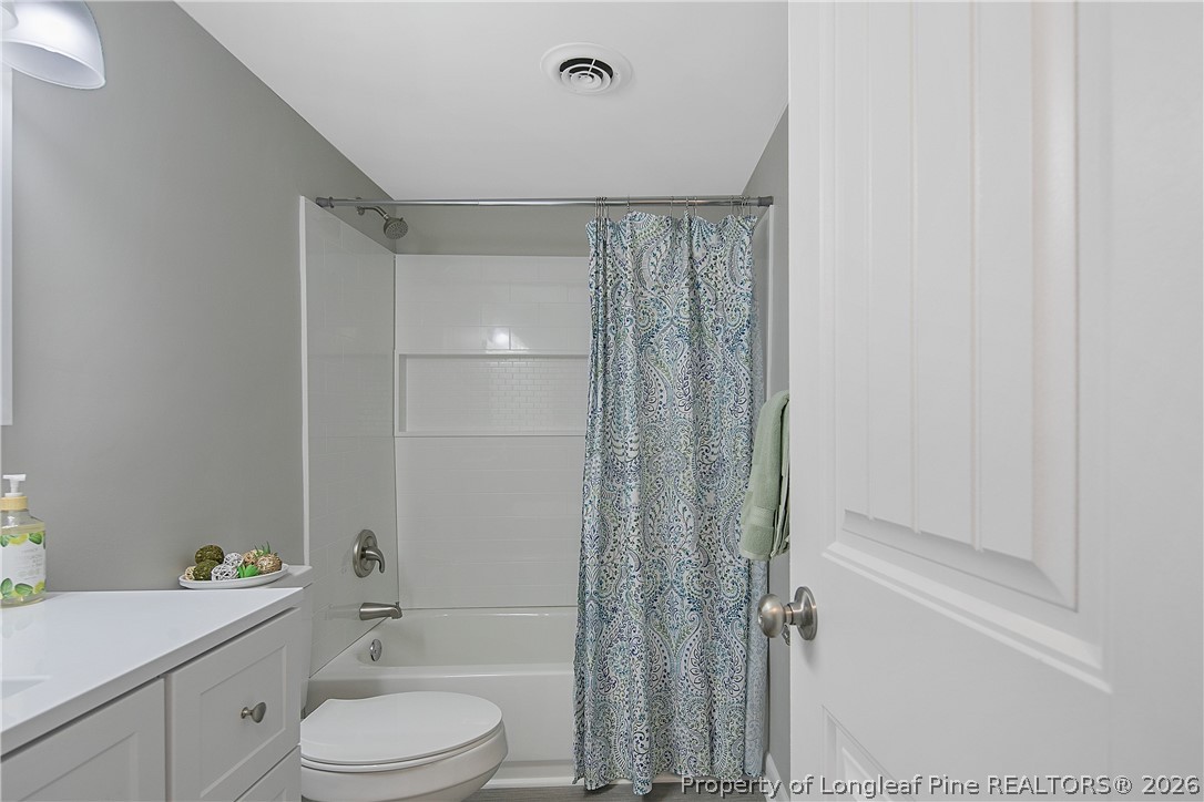 817 Ridge Road Fayetteville, NC 28311 - Photo 12 of 37 819-D Full Bath