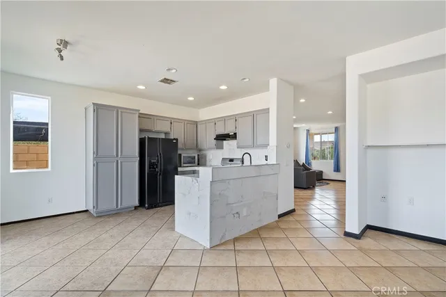 $520,000 | 5035 Rainer Avenue, Palmdale, CA 93552